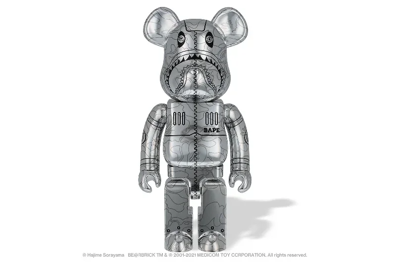 【 BAPE X HAJIME SORAYAMA 】SHARK BE@RBRICK 1000%