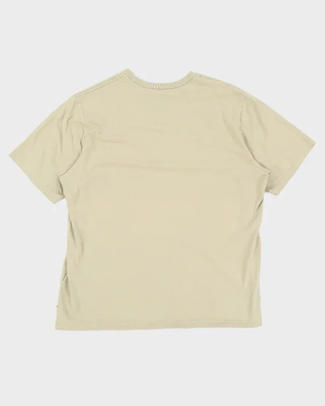 beige-levis-t-shirt-l