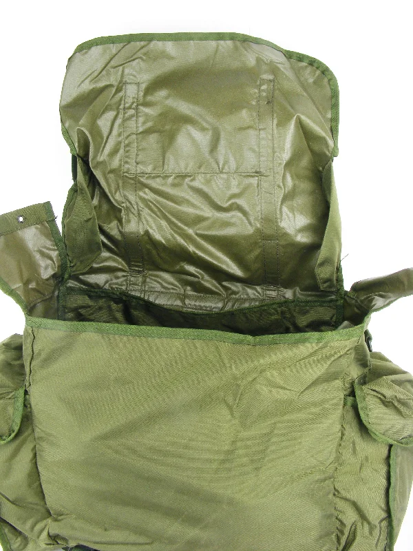 belgian-waterproof-30-litre-military-rucksack-belgian-army-surplus