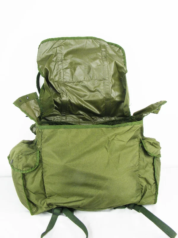 belgian-waterproof-30-litre-military-rucksack-belgian-army-surplus