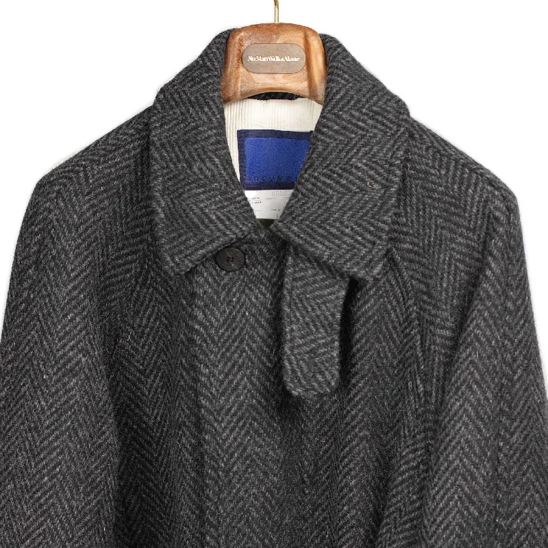 belted-balmacaan-in-grey-herringbone-wool-donegal-tweed