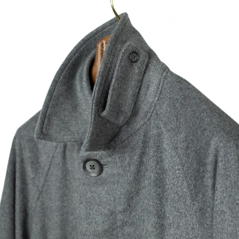 belted-overcoat-in-mid-grey-wool-and-cashmere