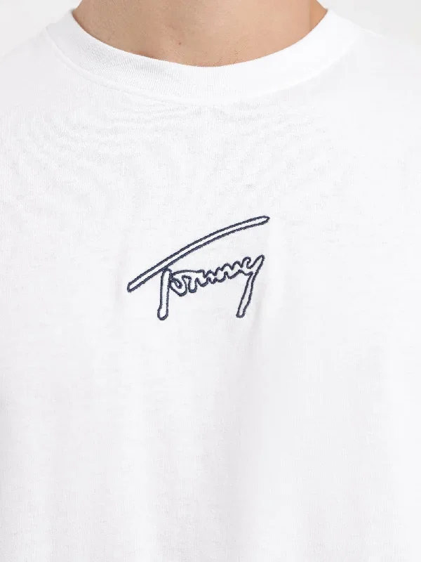 classic-signature-logo-t-shirt-in-white