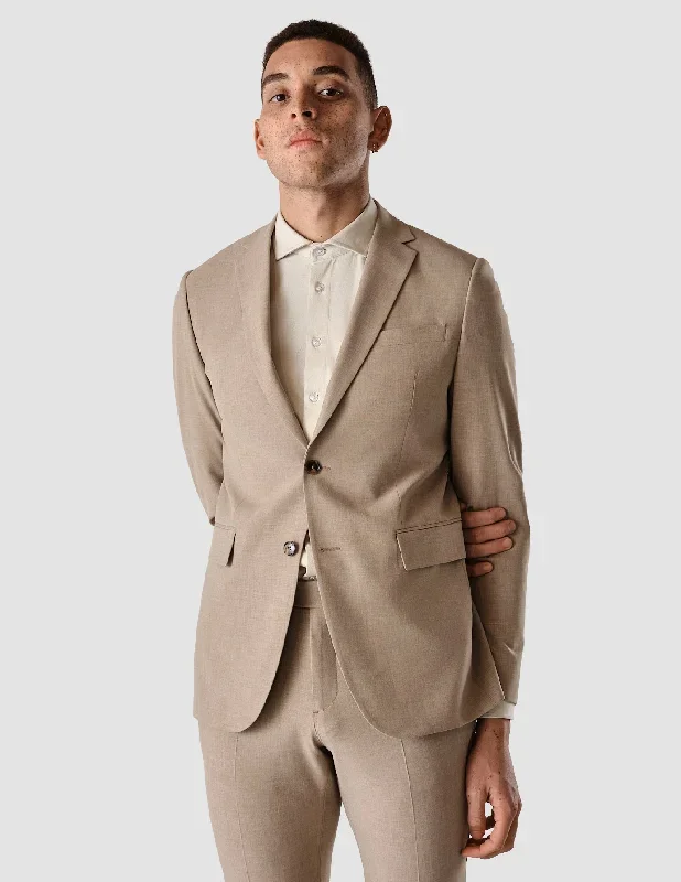 essential-suit-sand-grain