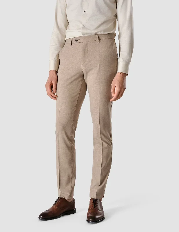 essential-suit-sand-grain