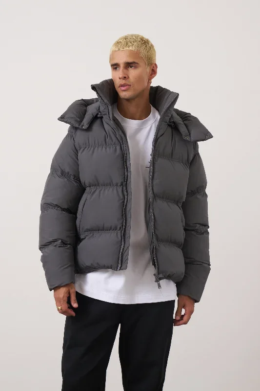 essentials-matte-puffer-charcoal