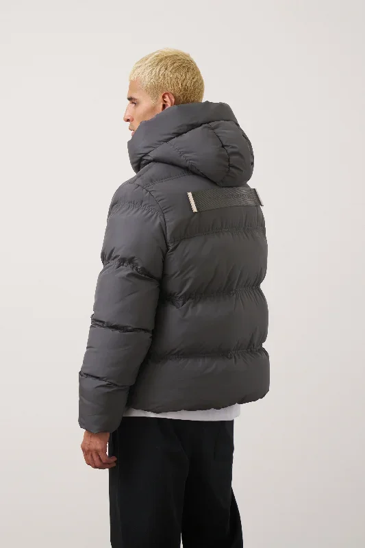 essentials-matte-puffer-charcoal