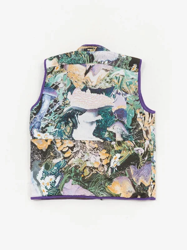 good-morning-tapes-reversible-polar-fleece-zip-thru-vest-moss-shrooms