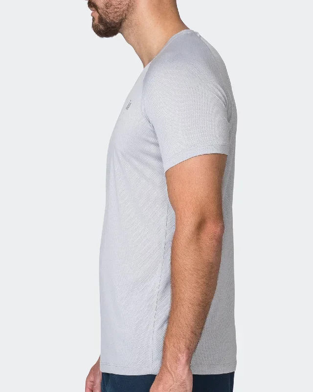 new-heights-running-tee-quiet-grey