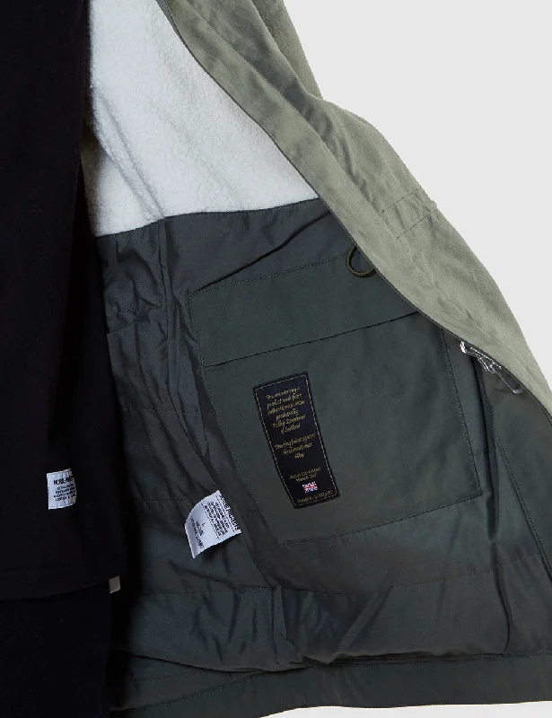 norse-projects-lindisfarne-classic-parka-dried-olive