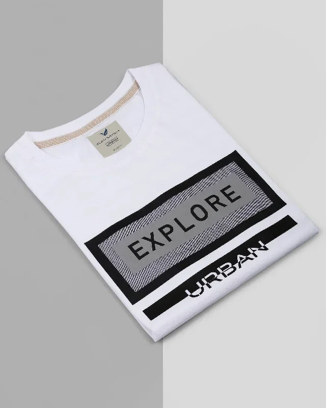 printed-crew-neck-t-shirt-in-ivory-white-benett