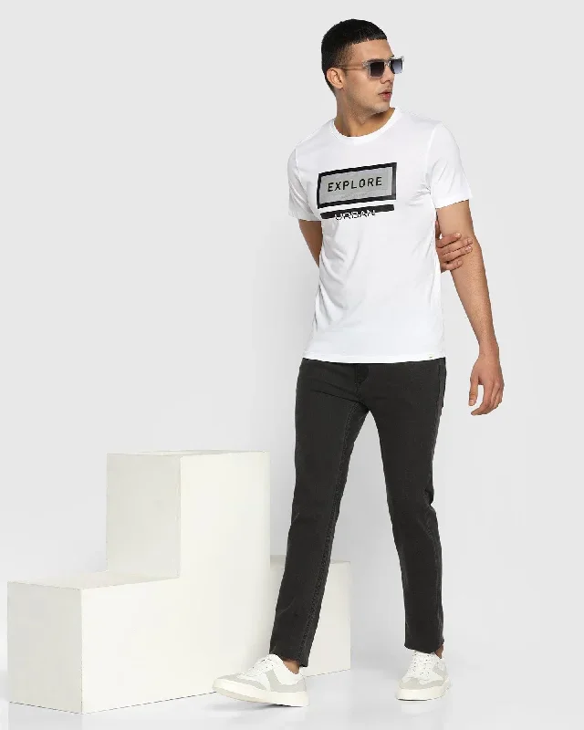 printed-crew-neck-t-shirt-in-ivory-white-benett