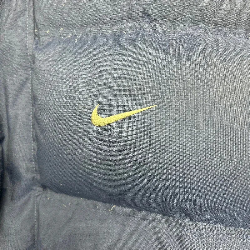 vintage-nike-puffer-jacket-navy-1