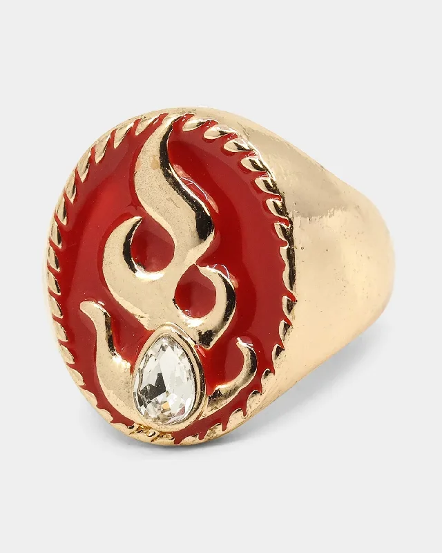 wild-for-the-weekend-flame-signet-ring-medium-gold